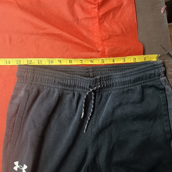 Under Armour Black Sweatpants Tapered Joggers - Picture 13 of 17